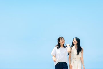 青い空と友情