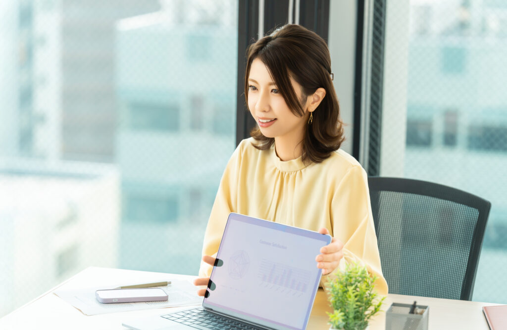 会議の女性